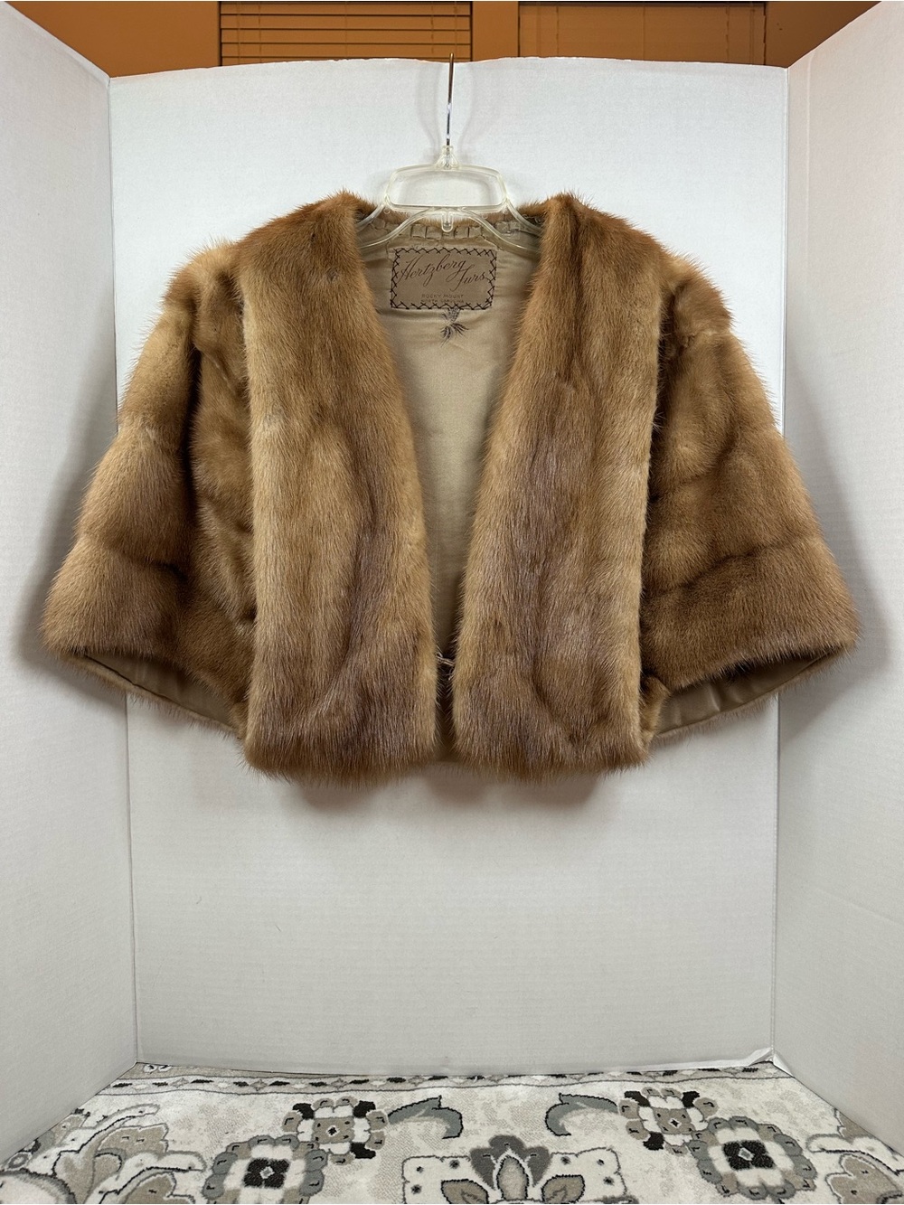 Vintage Hertzberg Furs Pastel Mink Fur Cape Stole Light Brown Taupe